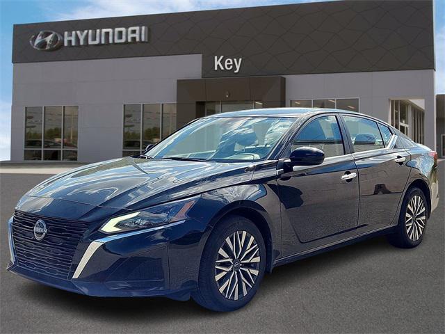 used 2023 Nissan Altima car, priced at $20,678
