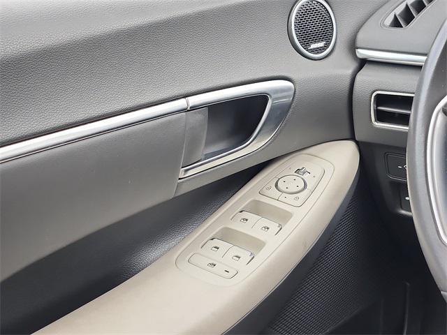 used 2023 Hyundai Sonata Hybrid car, priced at $20,878