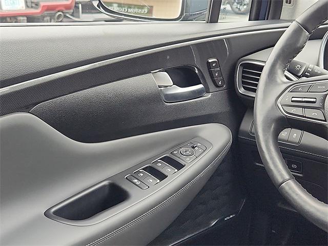 used 2021 Hyundai Santa Fe car, priced at $25,978