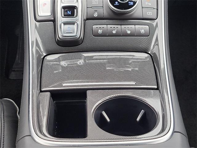 used 2021 Hyundai Santa Fe car, priced at $25,978