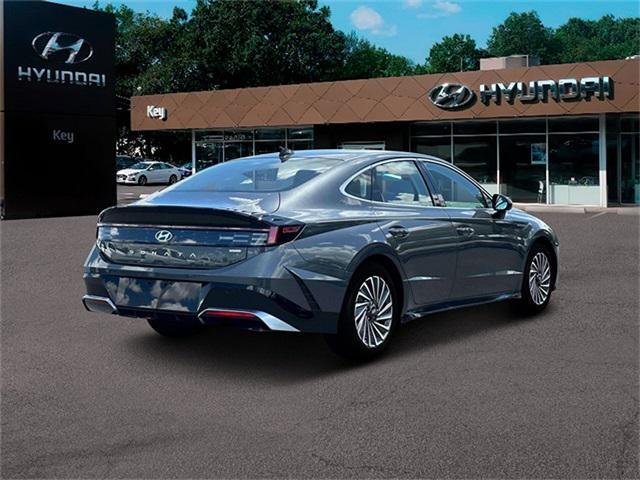 new 2024 Hyundai Sonata Hybrid car, priced at $30,446