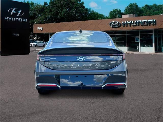 new 2024 Hyundai Sonata Hybrid car, priced at $30,446