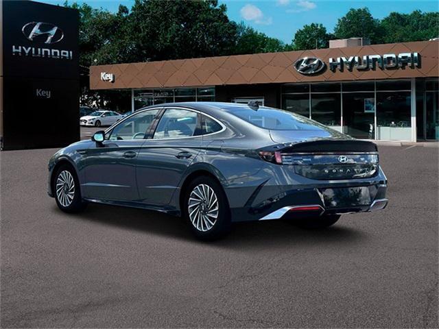 new 2024 Hyundai Sonata Hybrid car, priced at $30,446