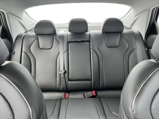 new 2025 Hyundai Elantra car, priced at $27,075