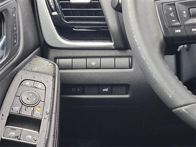 used 2023 Nissan Rogue car, priced at $31,978