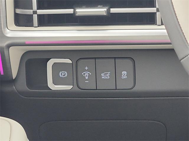 used 2025 Hyundai Santa Fe car, priced at $43,978