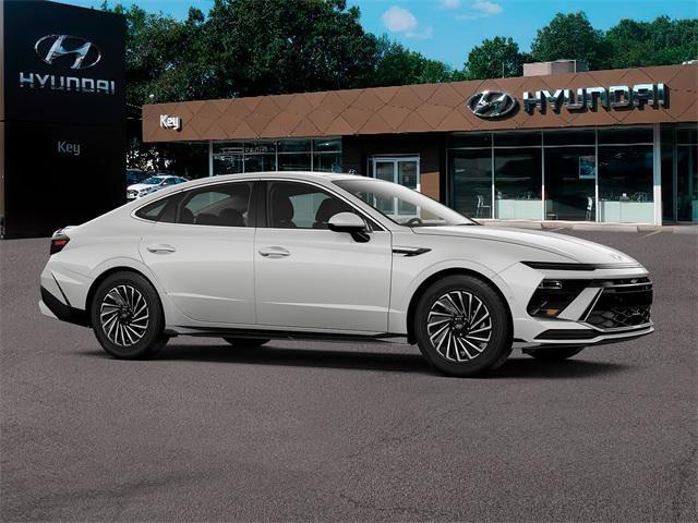 new 2024 Hyundai Sonata Hybrid car, priced at $36,644