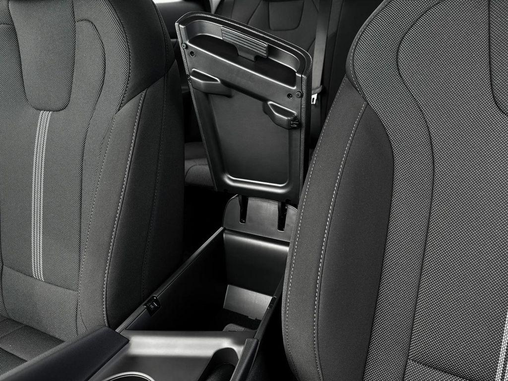 new 2025 Hyundai Elantra car, priced at $19,980