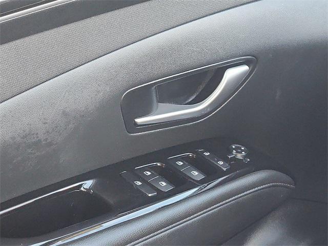 used 2022 Hyundai Tucson car, priced at $27,778