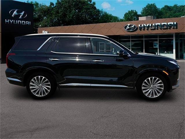 used 2024 Hyundai Palisade car, priced at $47,978