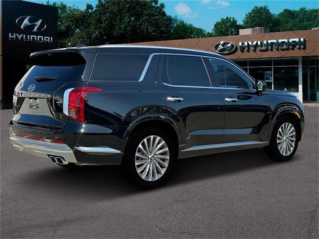 used 2024 Hyundai Palisade car, priced at $47,978