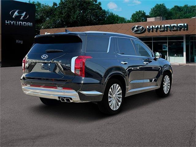 used 2024 Hyundai Palisade car, priced at $47,978