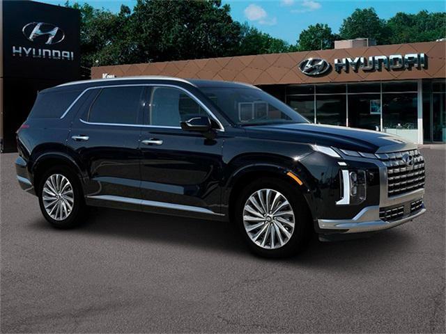 used 2024 Hyundai Palisade car, priced at $47,978