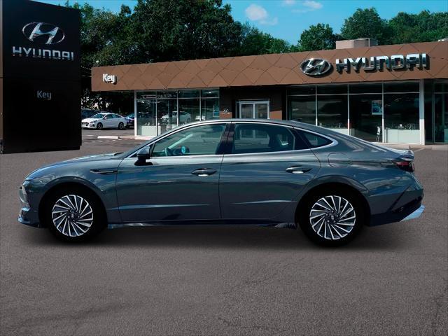 new 2025 Hyundai Sonata Hybrid car, priced at $30,290