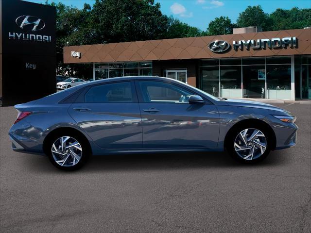 new 2025 Hyundai Elantra car, priced at $23,611