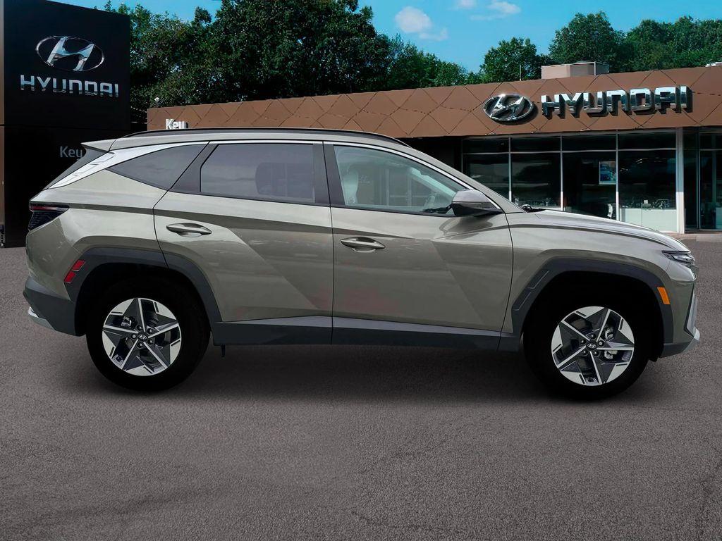 new 2025 Hyundai TUCSON Hybrid car, priced at $33,060