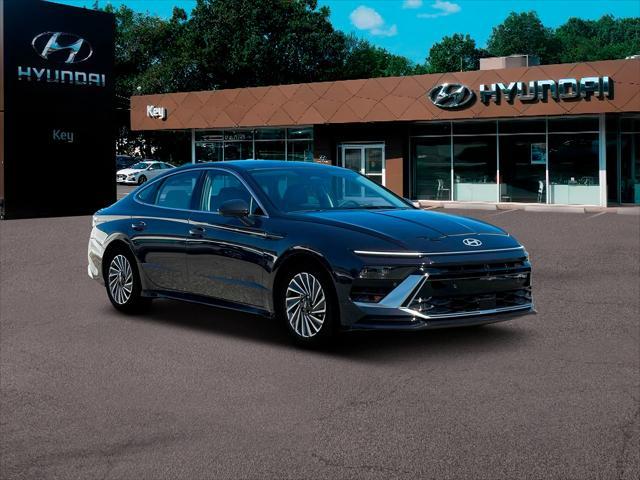 new 2025 Hyundai Sonata Hybrid car, priced at $36,690