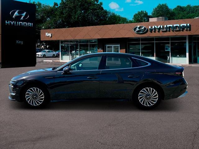 new 2025 Hyundai Sonata Hybrid car, priced at $36,690
