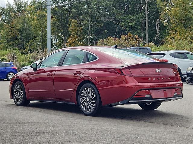 used 2023 Hyundai Sonata Hybrid car, priced at $25,618