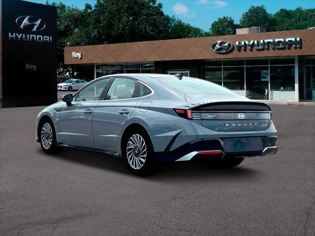 new 2025 Hyundai Sonata Hybrid car, priced at $30,010
