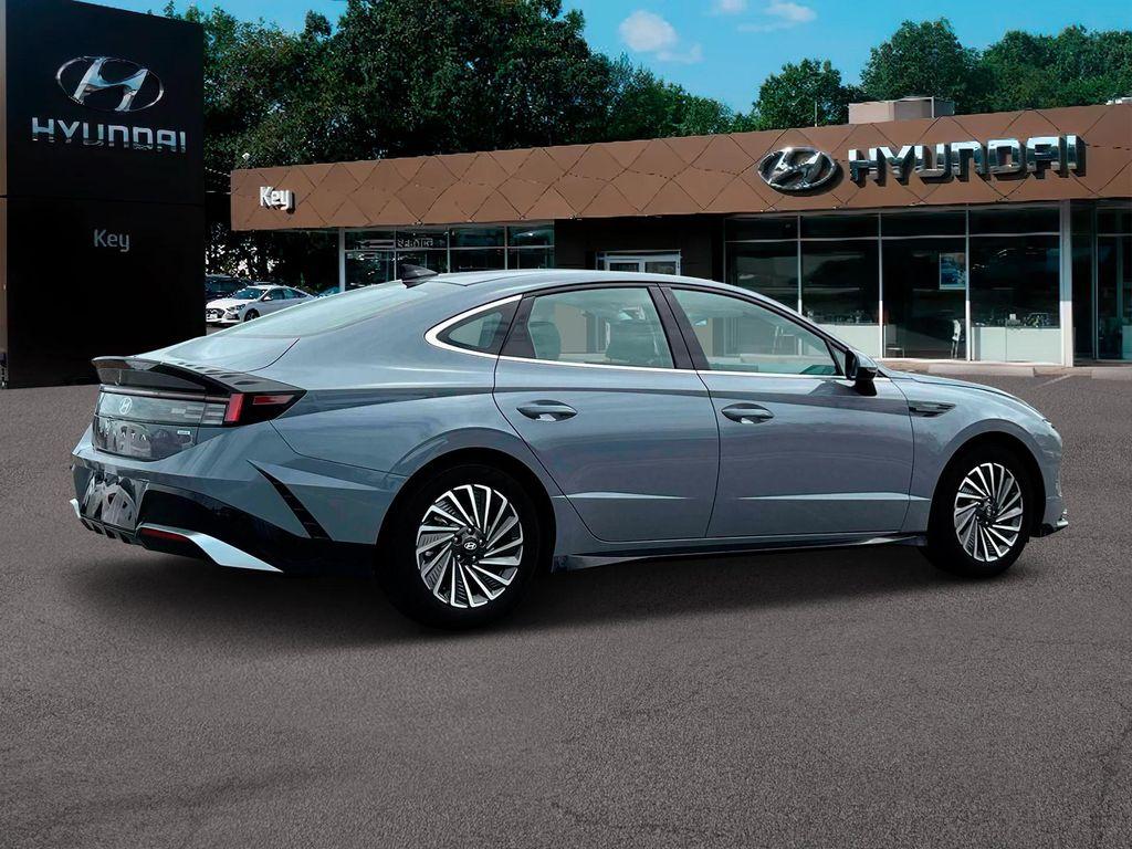 new 2025 Hyundai Sonata Hybrid car, priced at $27,260