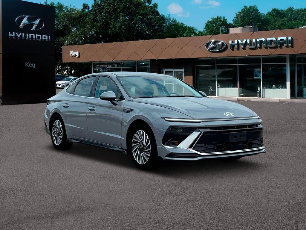 new 2025 Hyundai Sonata Hybrid car, priced at $27,260