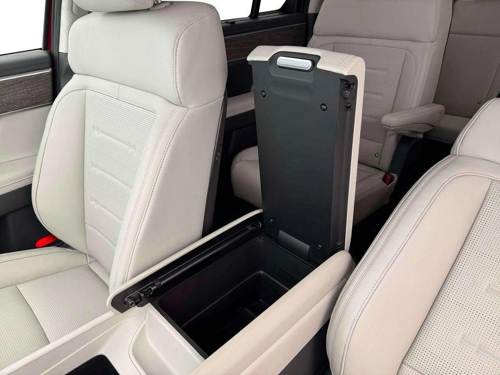 new 2026 Hyundai SANTA FE HEV car, priced at $47,700