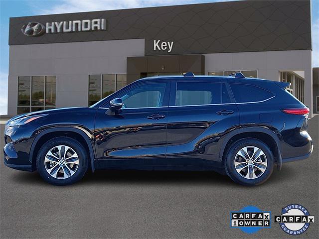 used 2023 Toyota Highlander car, priced at $38,878