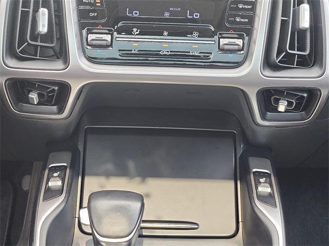 used 2022 Kia Sorento car, priced at $30,778