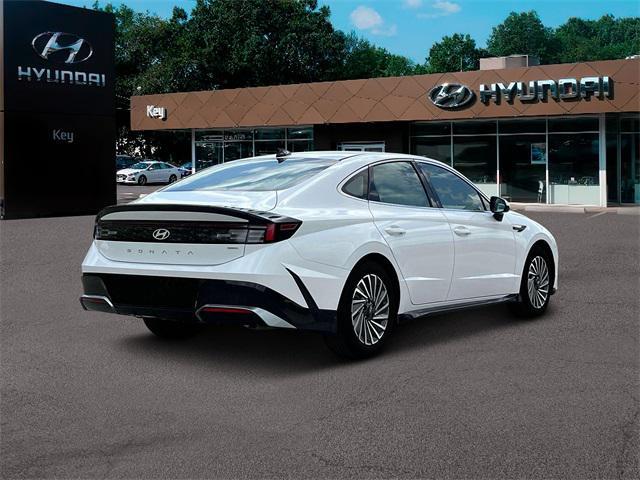new 2025 Hyundai Sonata Hybrid car, priced at $30,540