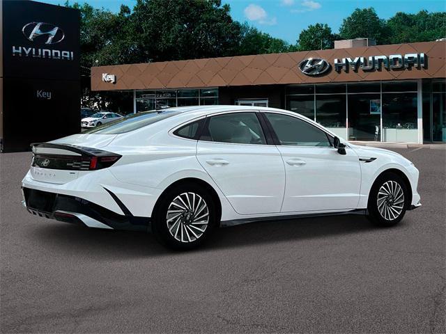 new 2025 Hyundai Sonata Hybrid car, priced at $30,540