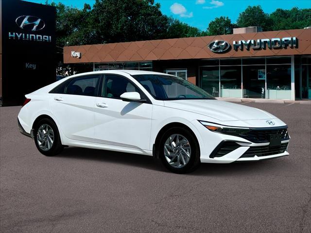 new 2025 Hyundai ELANTRA HEV car, priced at $23,520