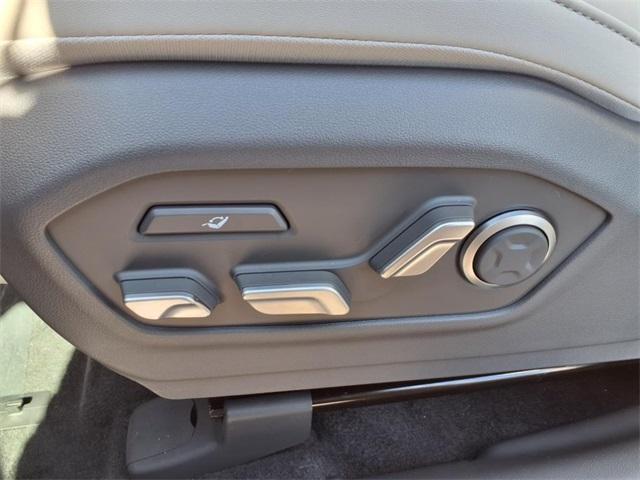new 2025 Hyundai Santa Fe car, priced at $42,630