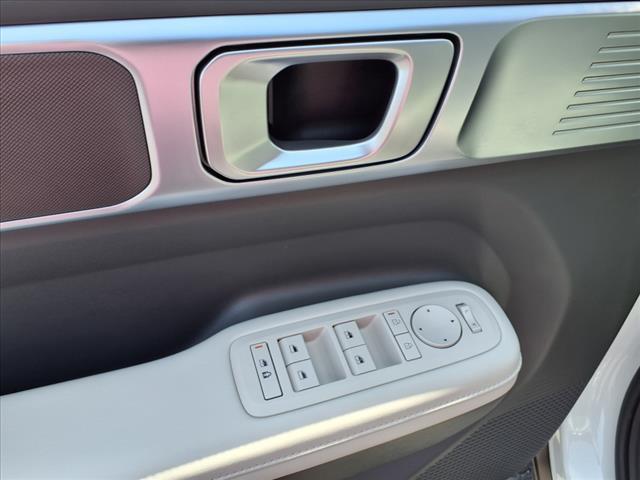 used 2025 Hyundai SANTA FE HEV car, priced at $37,591