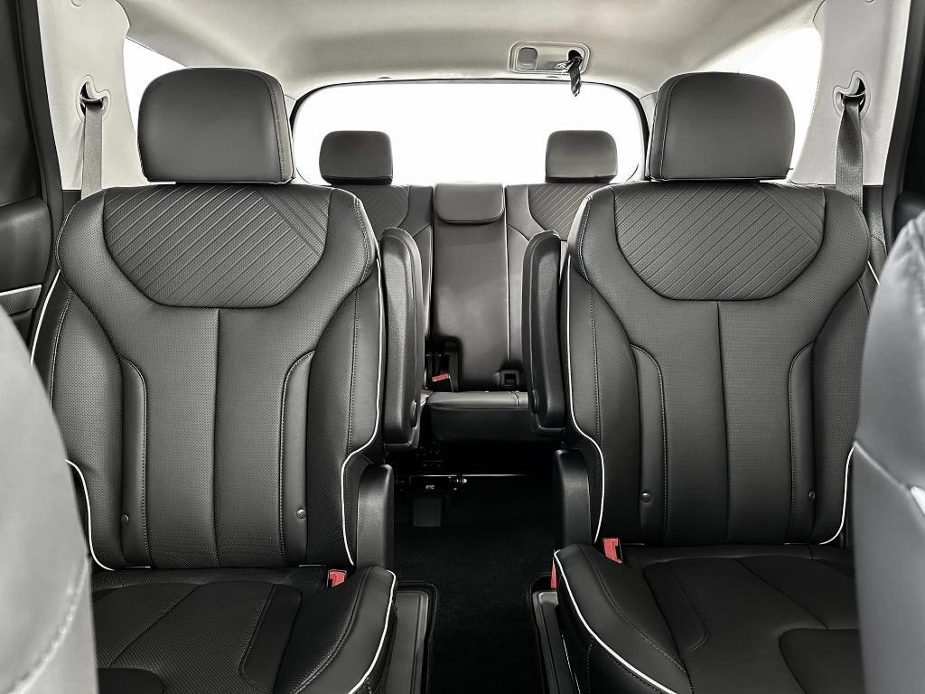 new 2025 Hyundai Palisade car, priced at $44,239