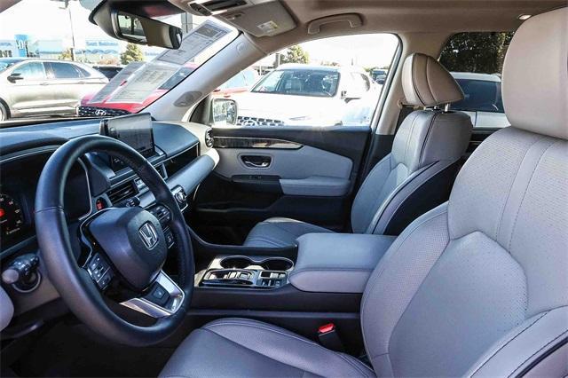 used 2023 Honda Pilot car, priced at $41,595