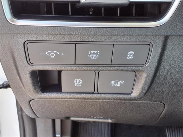 new 2025 Hyundai Sonata Hybrid car, priced at $37,865