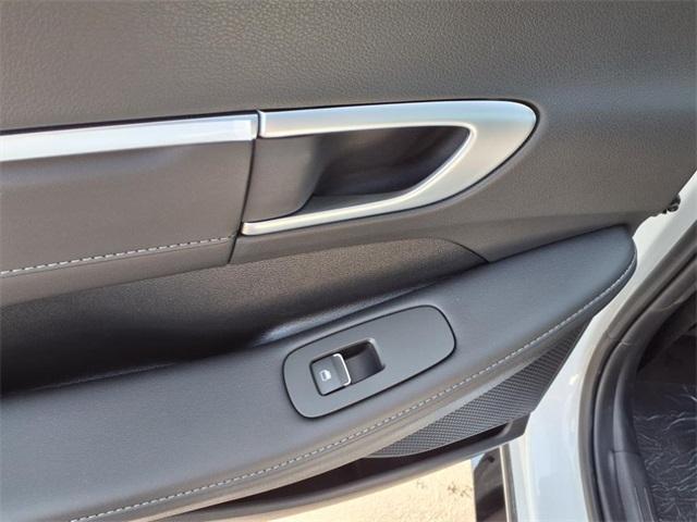 new 2025 Hyundai Sonata Hybrid car, priced at $37,865