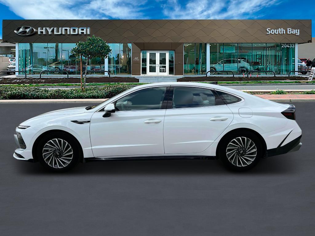 new 2025 Hyundai Sonata Hybrid car, priced at $32,598