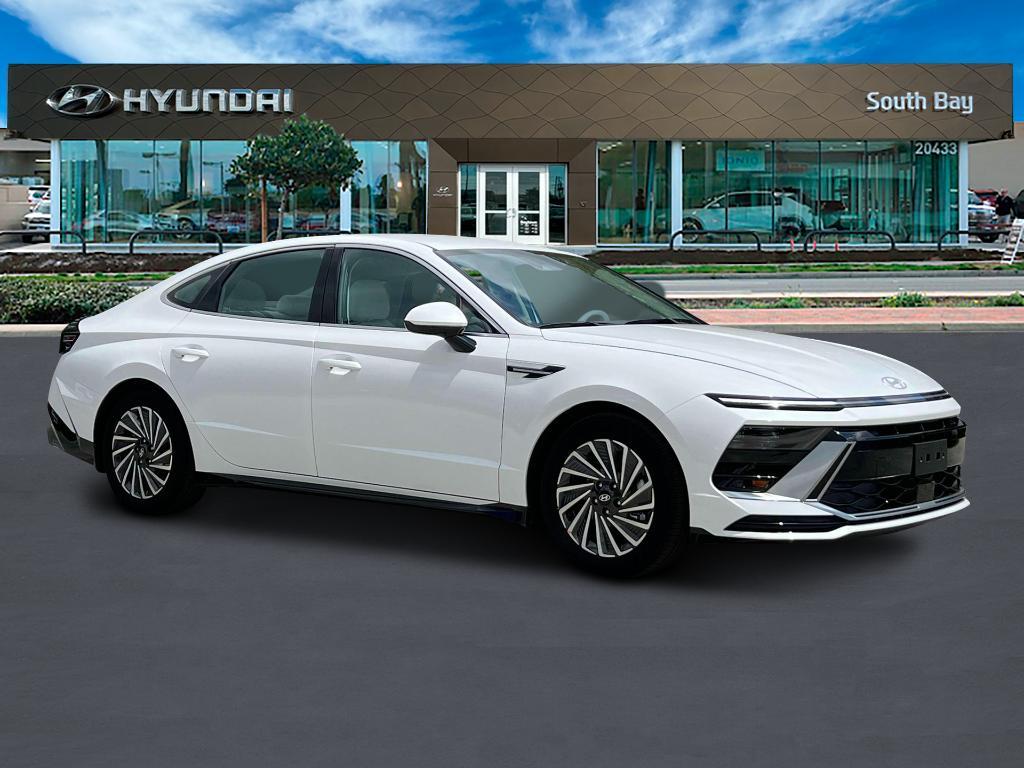 new 2025 Hyundai Sonata Hybrid car, priced at $32,598