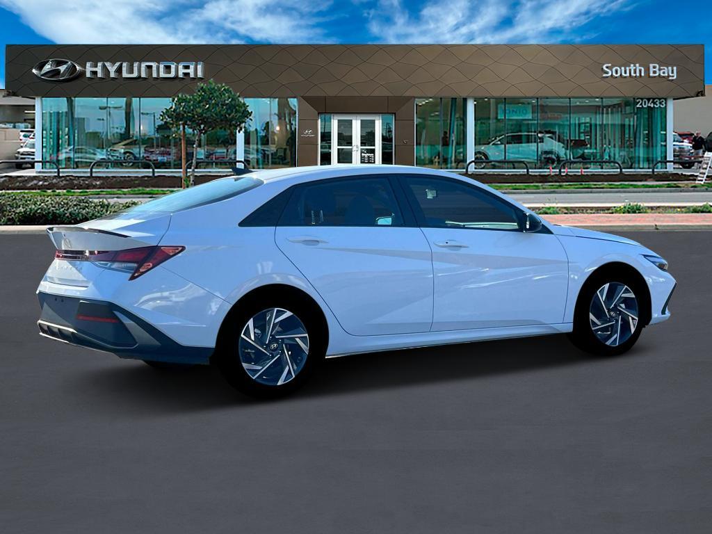 new 2025 Hyundai Elantra car, priced at $25,075