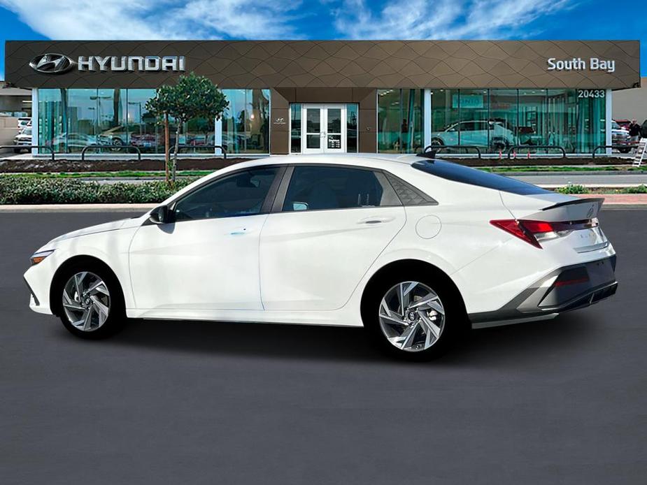 new 2025 Hyundai Elantra car, priced at $25,075