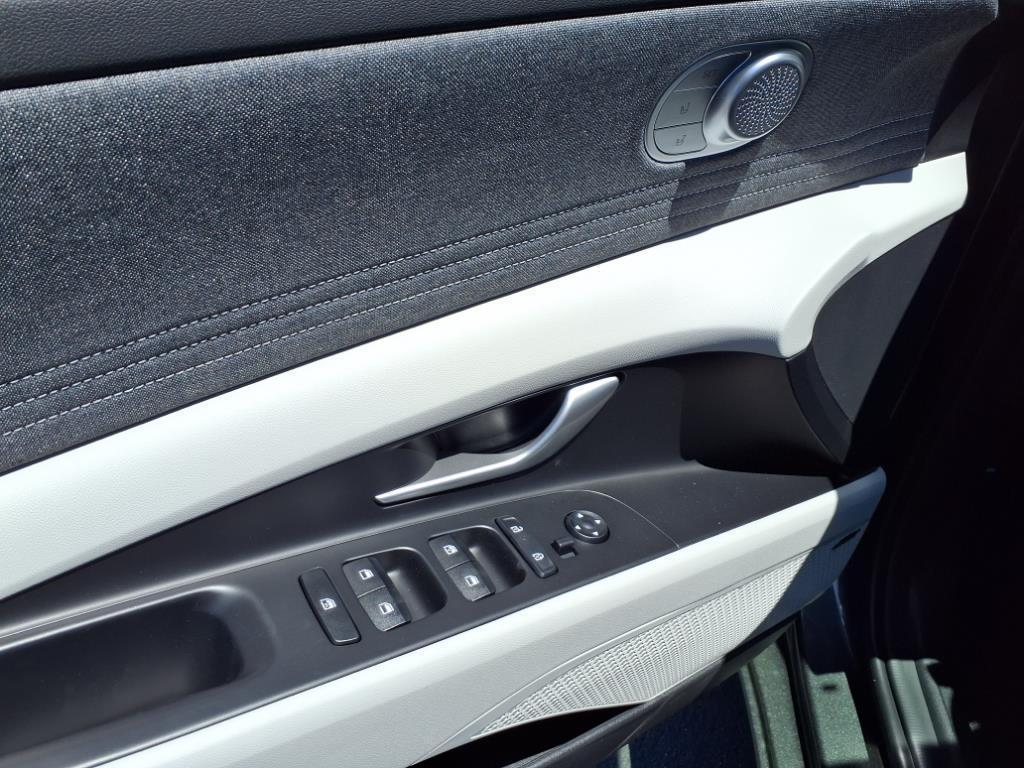 new 2025 Hyundai ELANTRA HEV car, priced at $29,497