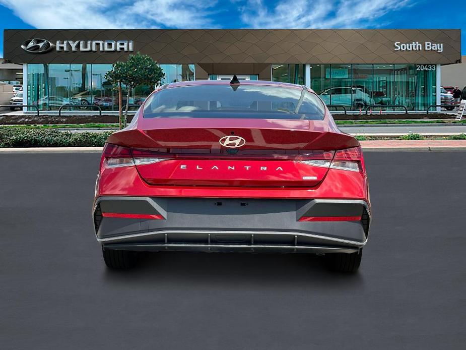 new 2025 Hyundai Elantra HEV car, priced at $26,245