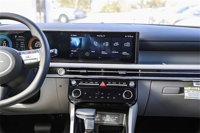 new 2025 Hyundai Tucson car, priced at $25,950