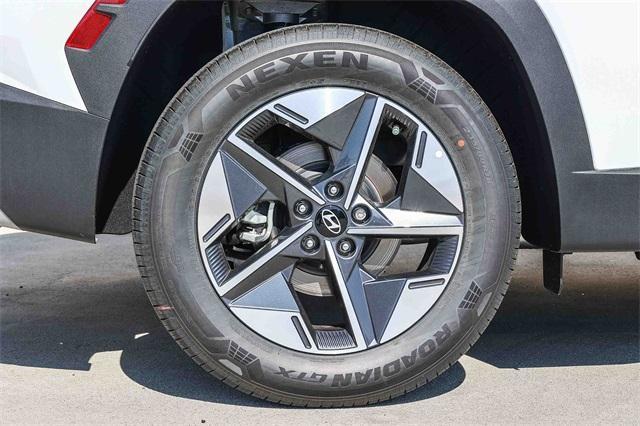 new 2025 Hyundai Tucson car, priced at $25,950