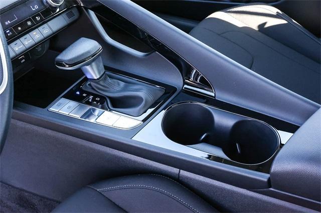 new 2026 Hyundai ELANTRA HEV car, priced at $27,178