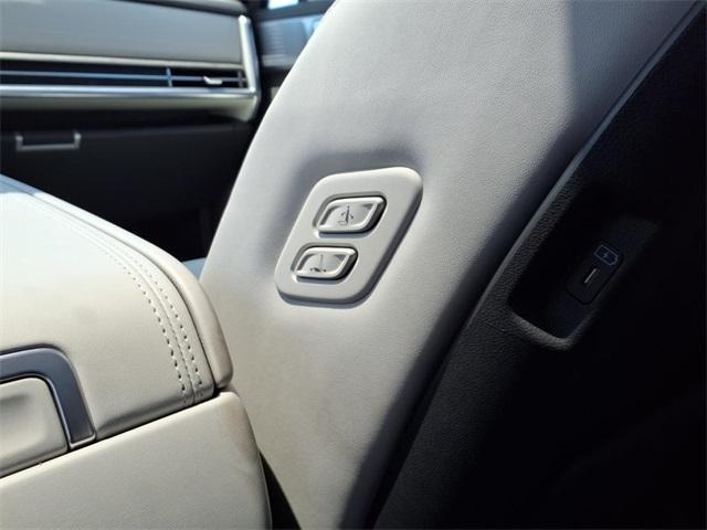 new 2025 Hyundai SANTA FE HEV car, priced at $47,415