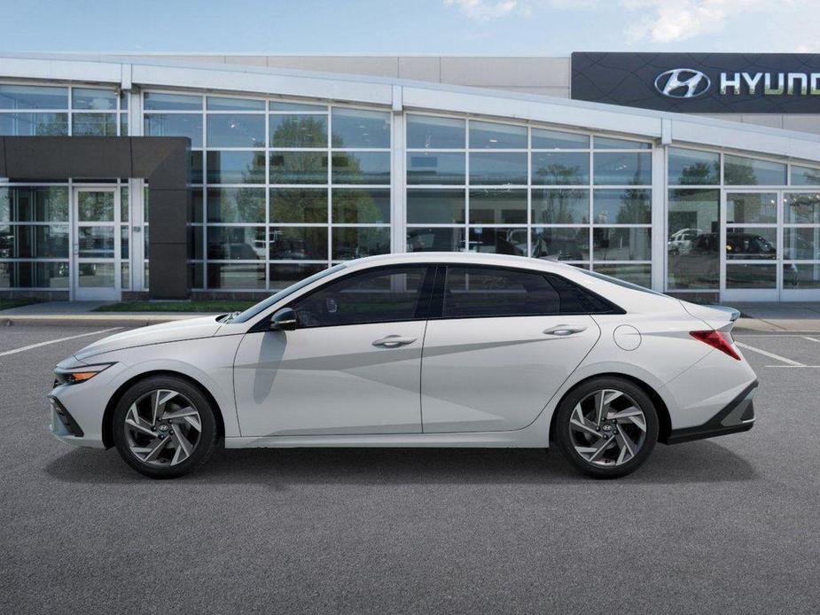 new 2025 Hyundai Elantra HEV car, priced at $29,150