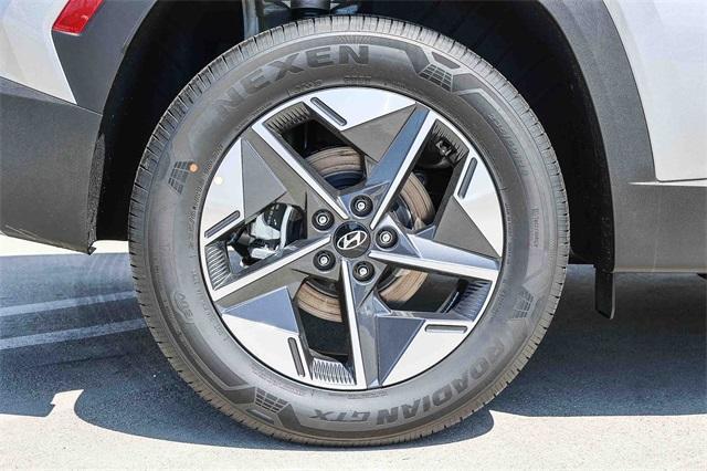 new 2025 Hyundai TUCSON Hybrid car, priced at $31,565